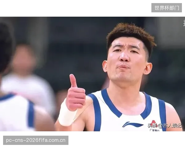 孙铭徽激活全队进攻，广厦凭借第三节高效转换反击击溃深圳队区域联防。